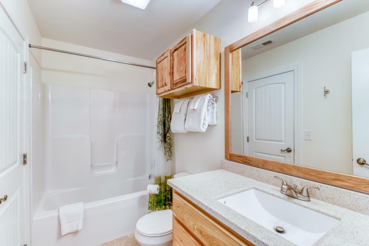 2 Bed 2 Bath Vacation Home In Whittier III ภายนอก รูปภาพ