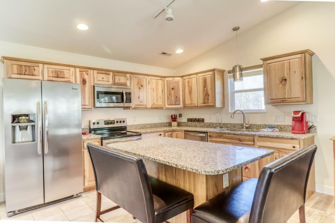 2 Bed 2 Bath Vacation Home In Whittier III ภายนอก รูปภาพ